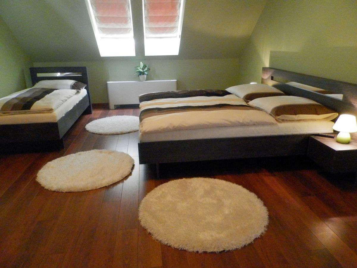 Nagyret Panzio Eger Bed & Breakfast Exterior photo