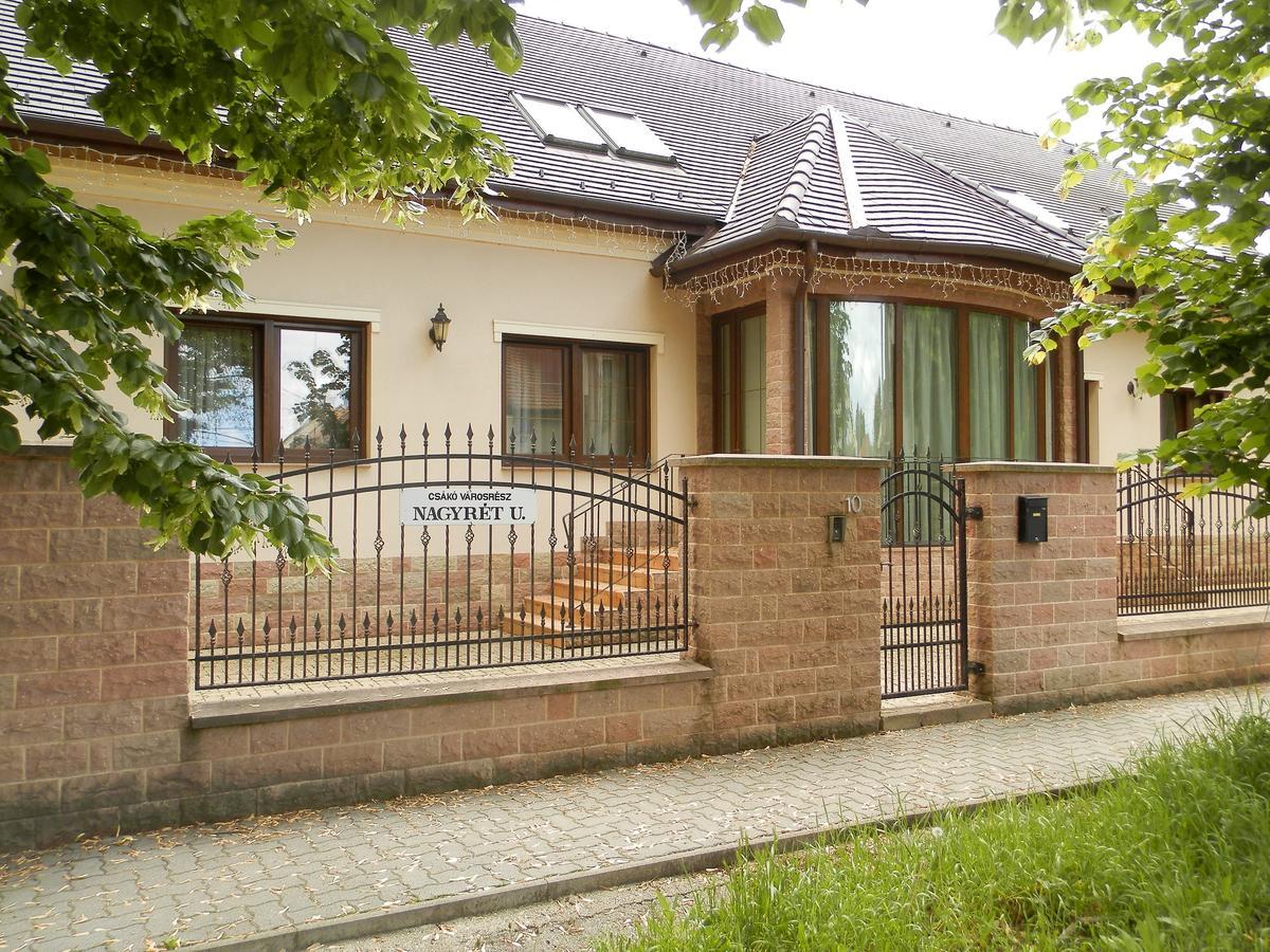 Nagyret Panzio Eger Bed & Breakfast Exterior photo