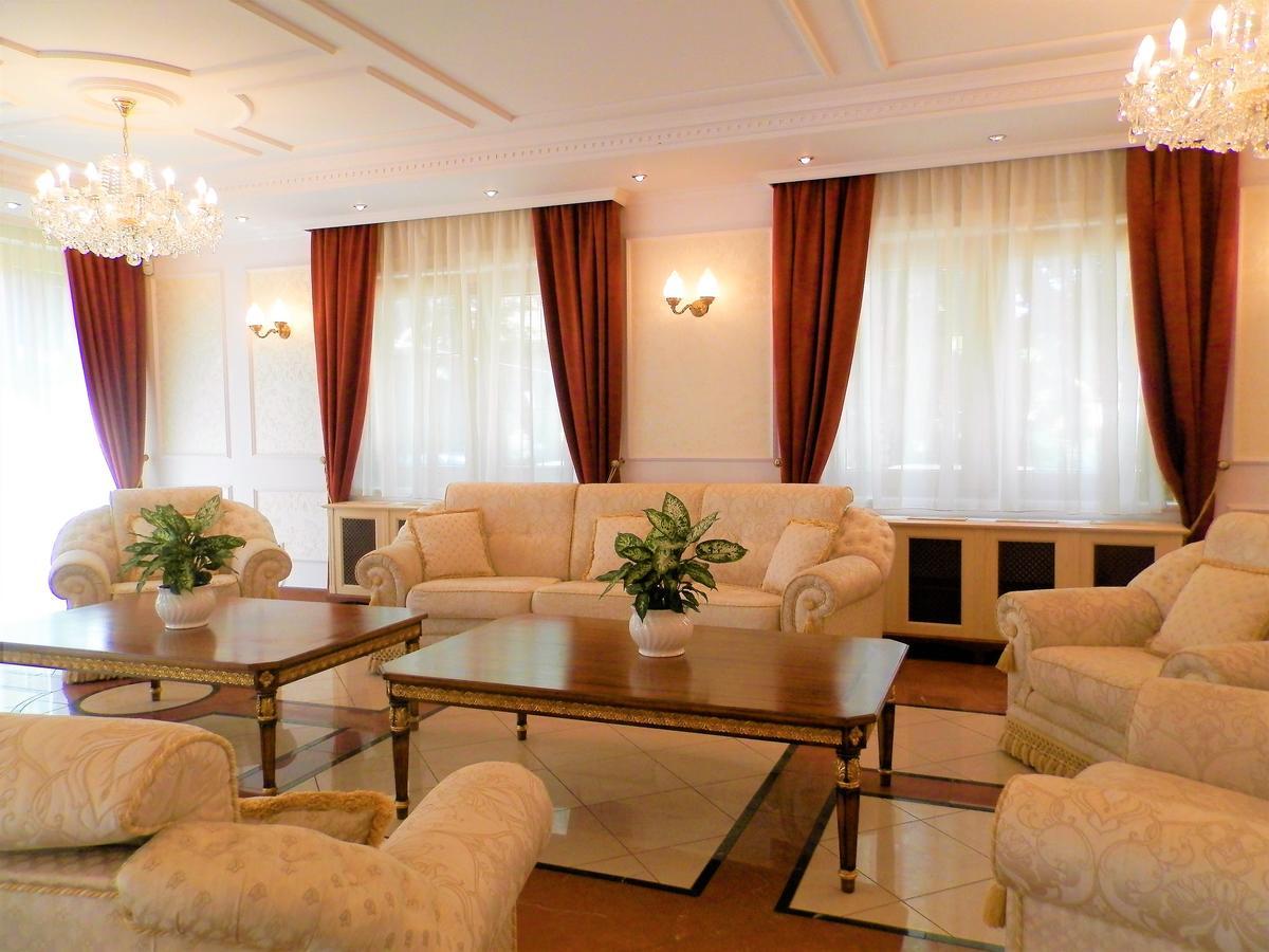 Nagyret Panzio Eger Bed & Breakfast Exterior photo